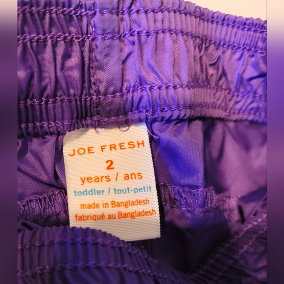 ⏰️3/$10 2Y Joe Fresh Rain purple pants - Picture 3 of 3
